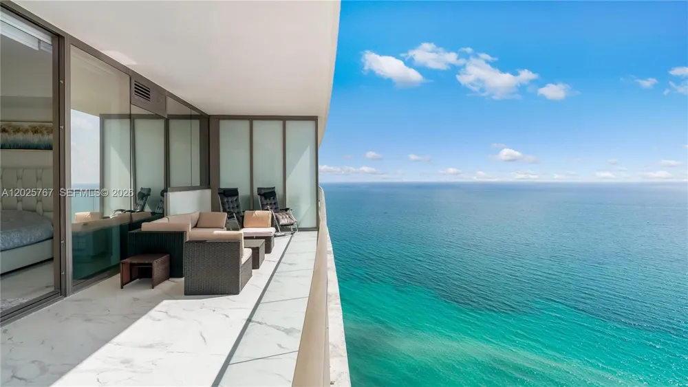 18975 Collins Ave #3504 Sunny Isles Beach, FL 33160