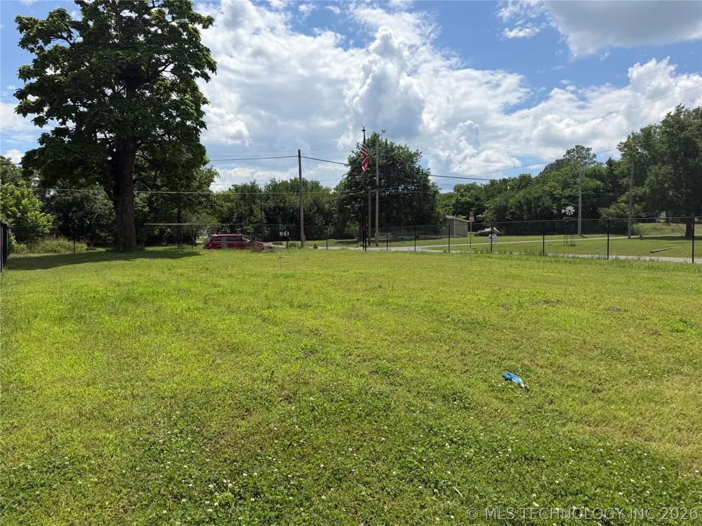 102 3rd Street Hartshorne, OK 74547