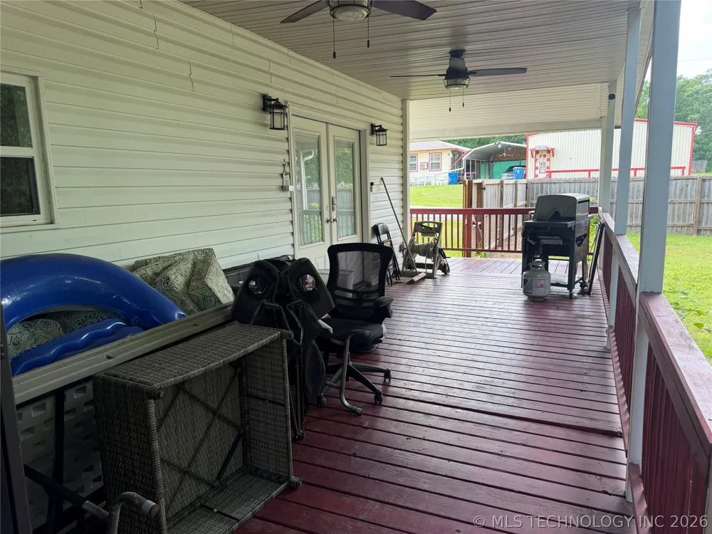 102 3rd Street Hartshorne, OK 74547