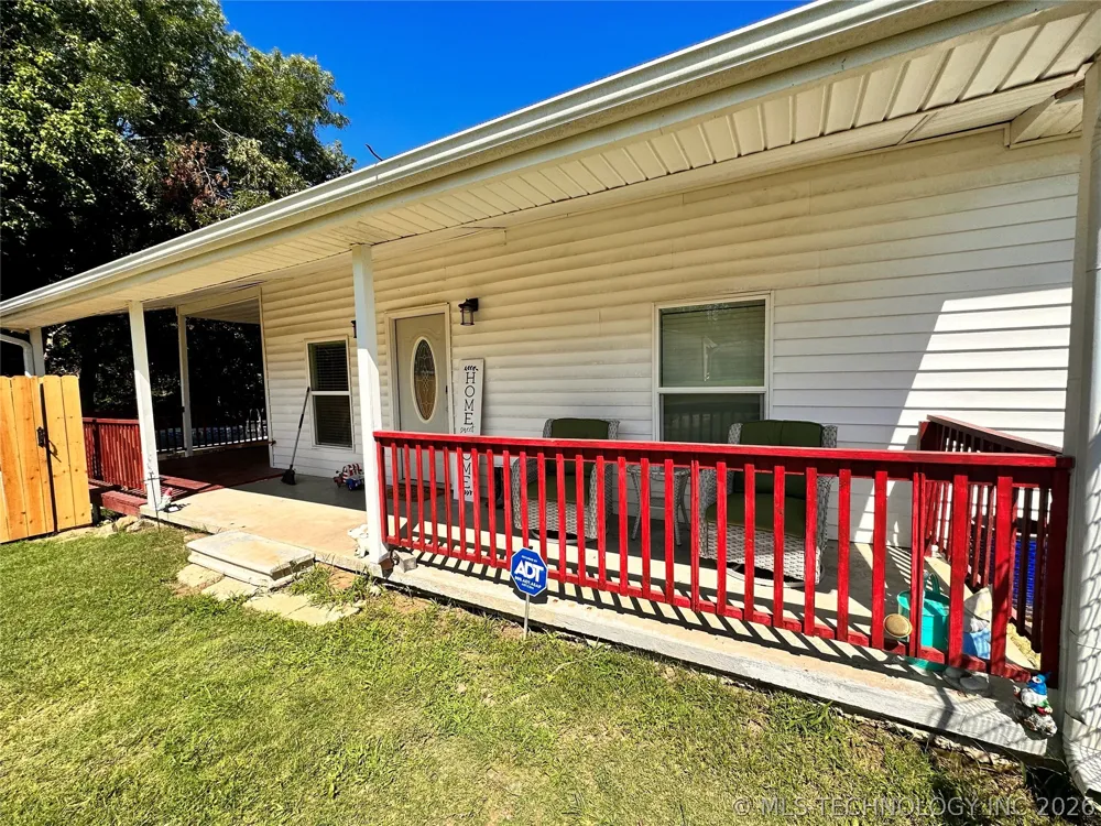 102 3rd Street Hartshorne, OK 74547
