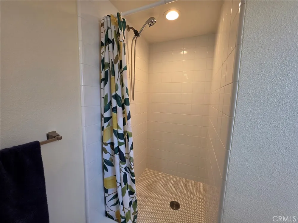 11541 Donovan Road Rossmoor, CA 90720