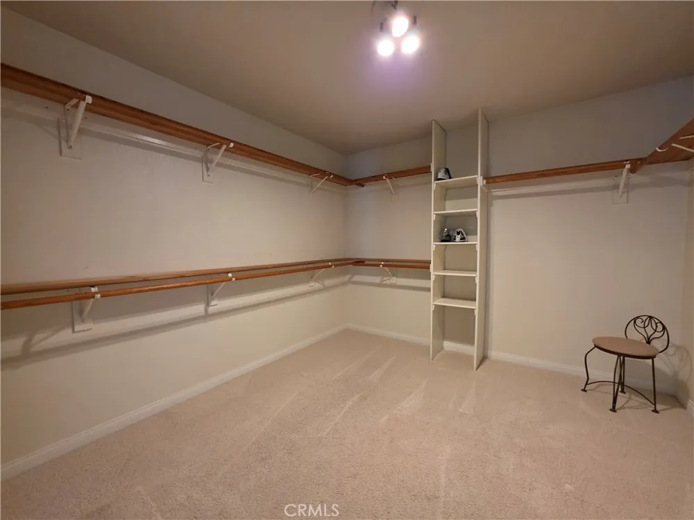 11541 Donovan Road Rossmoor, CA 90720