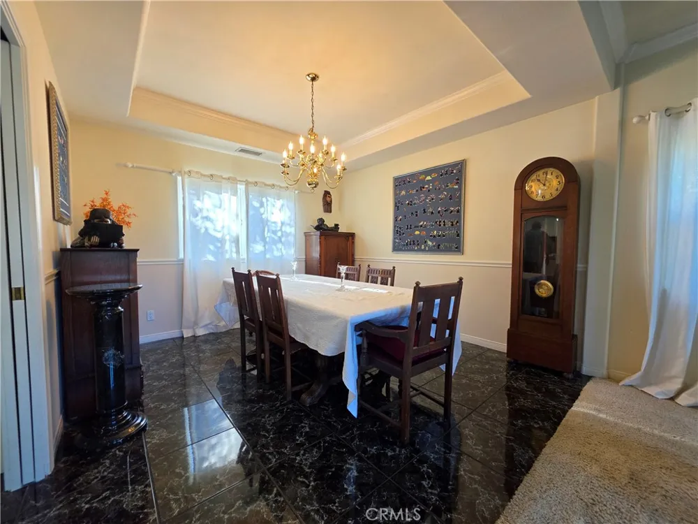 11541 Donovan Road Rossmoor, CA 90720