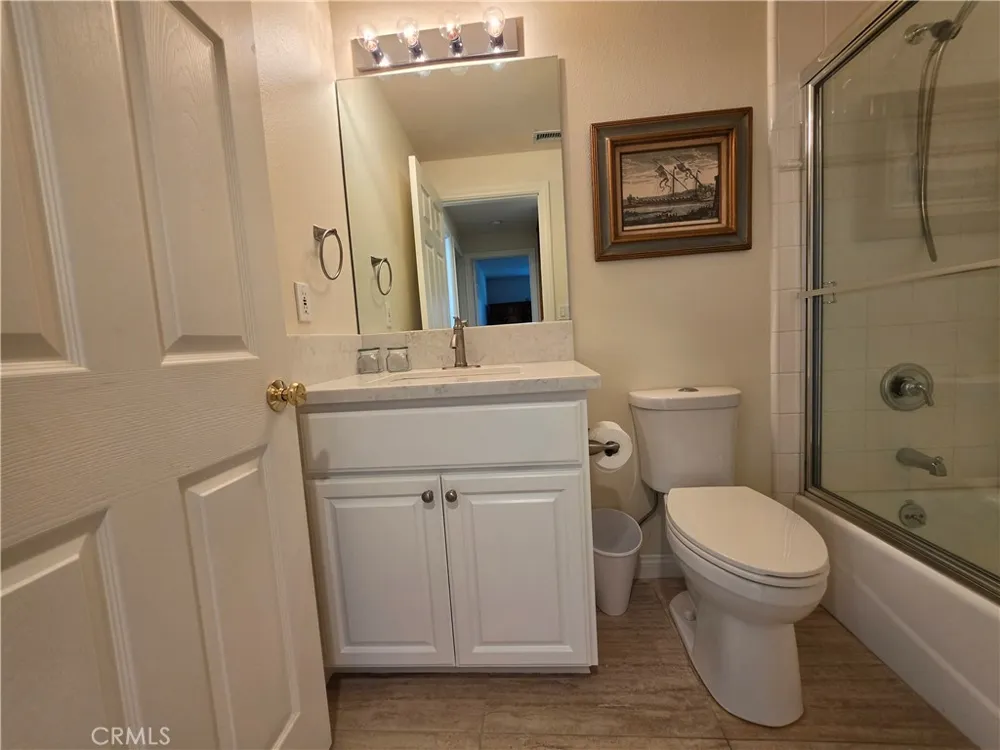 11541 Donovan Road Rossmoor, CA 90720