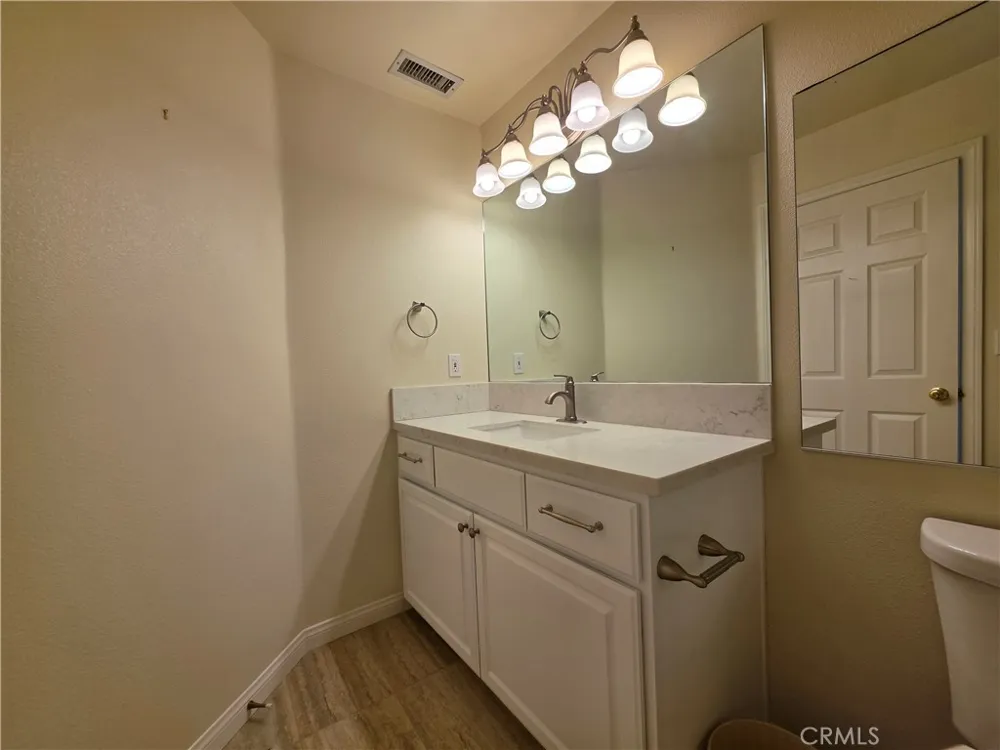 11541 Donovan Road Rossmoor, CA 90720