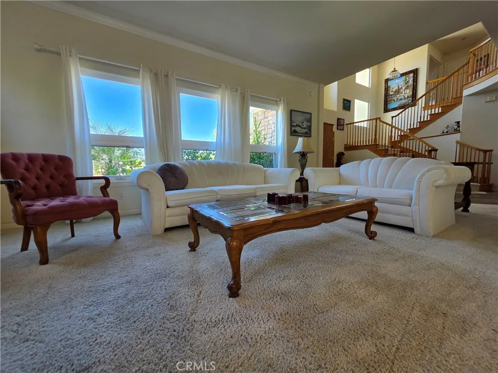 11541 Donovan Road Rossmoor, CA 90720