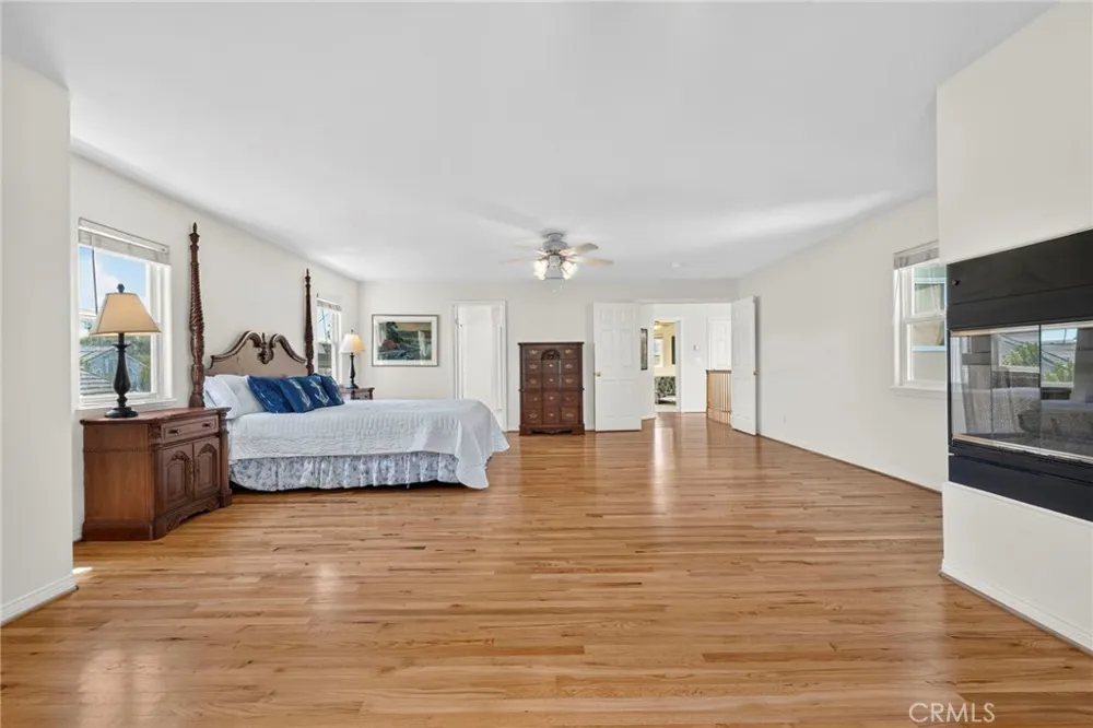 11541 Donovan Road Rossmoor, CA 90720