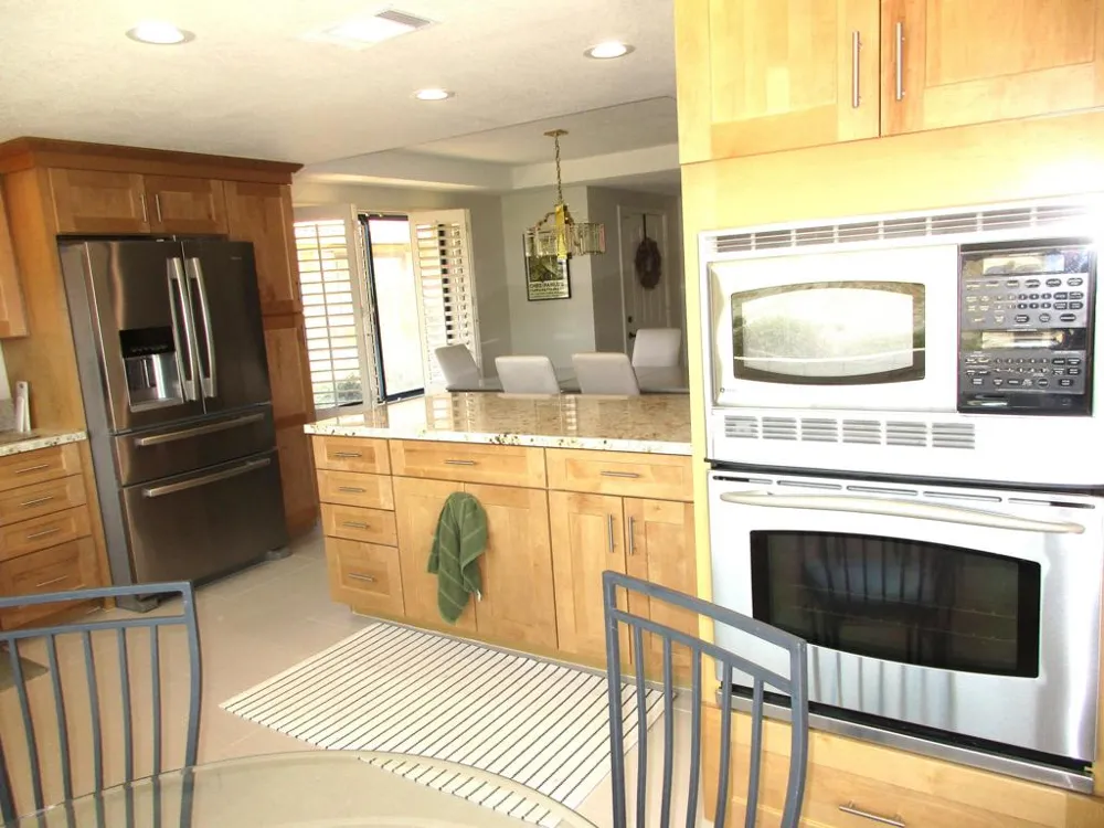 85 Conejo Circle Palm Desert, CA 92260
