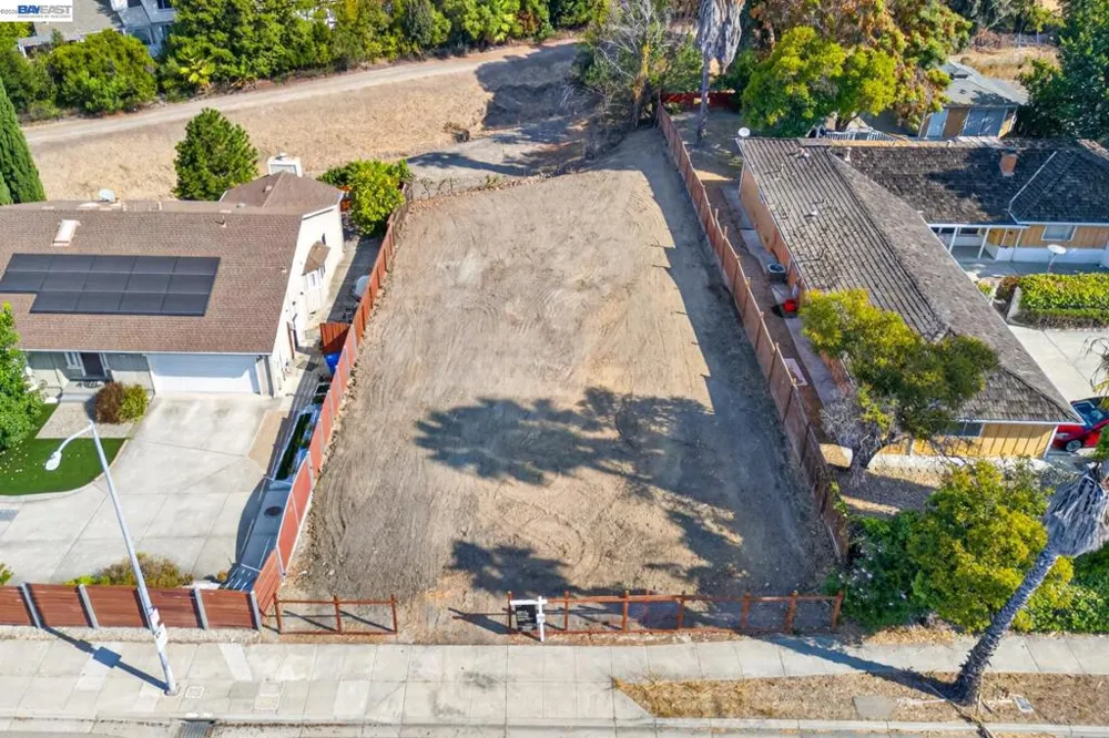 3279 Washington Blvd. Fremont, CA 94539