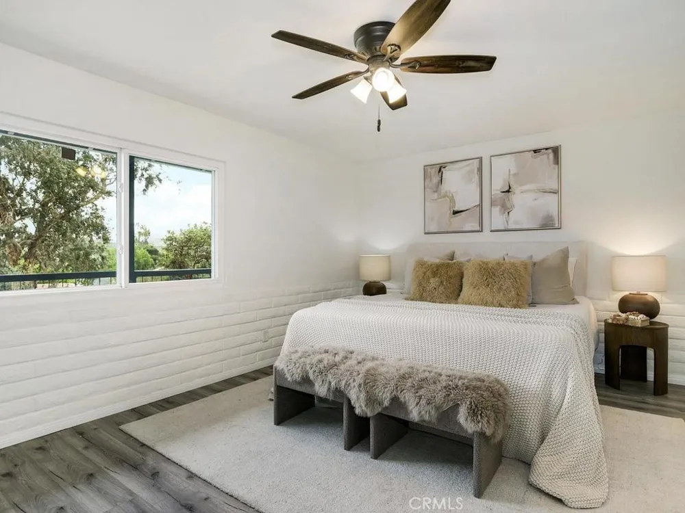 2302 Via Dieguenos Alpine, CA 91901