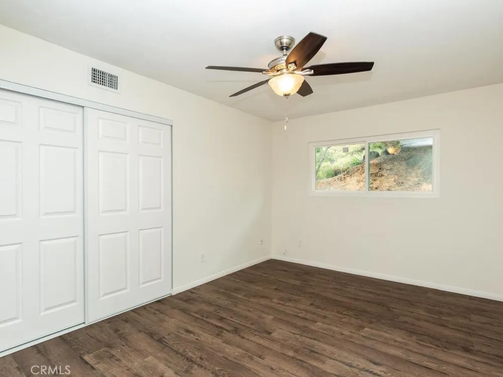 2302 Via Dieguenos Alpine, CA 91901