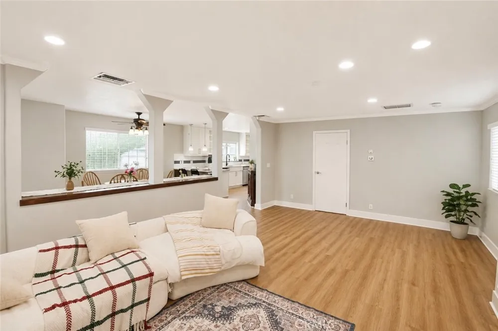 12041 186th Street Artesia, CA 90701
