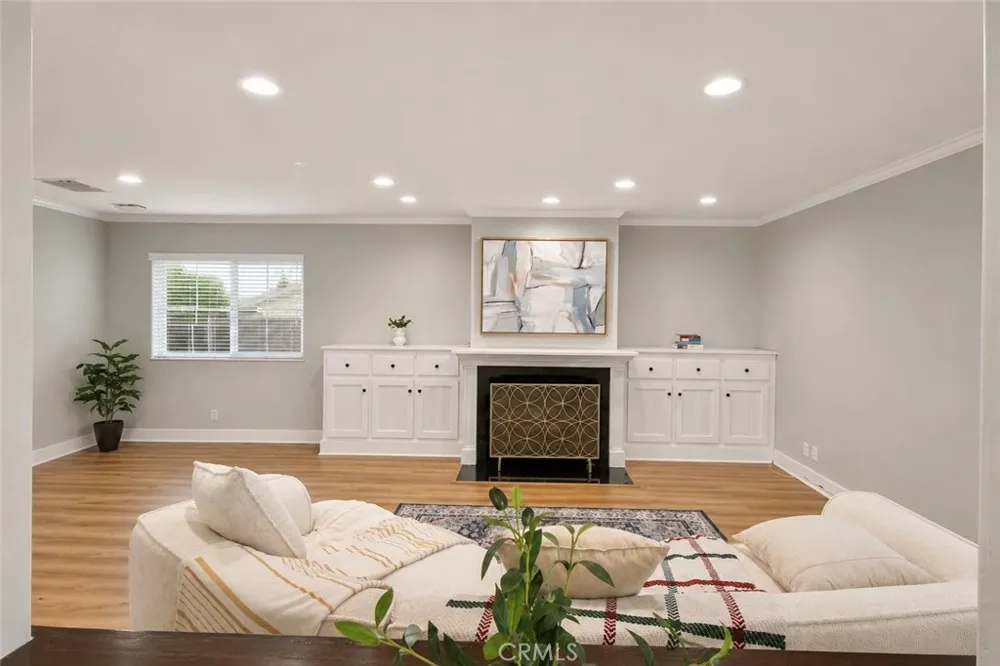 12041 186th Street Artesia, CA 90701