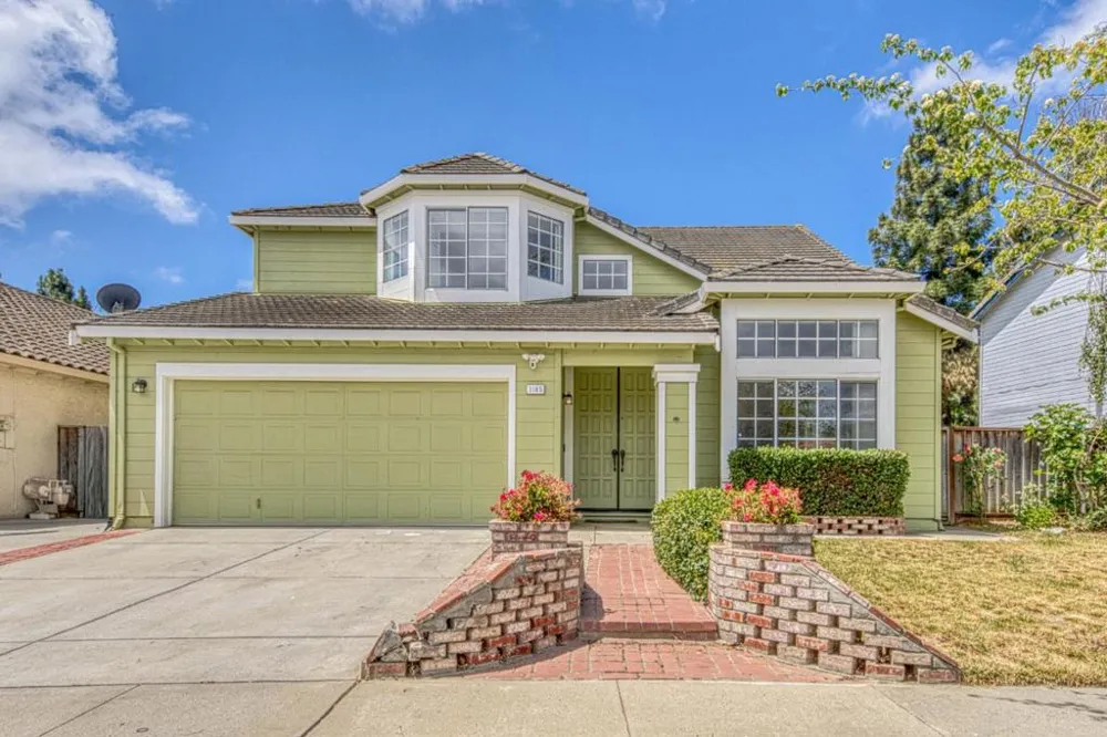 1185 Rockhaven Court Salinas, CA 93906