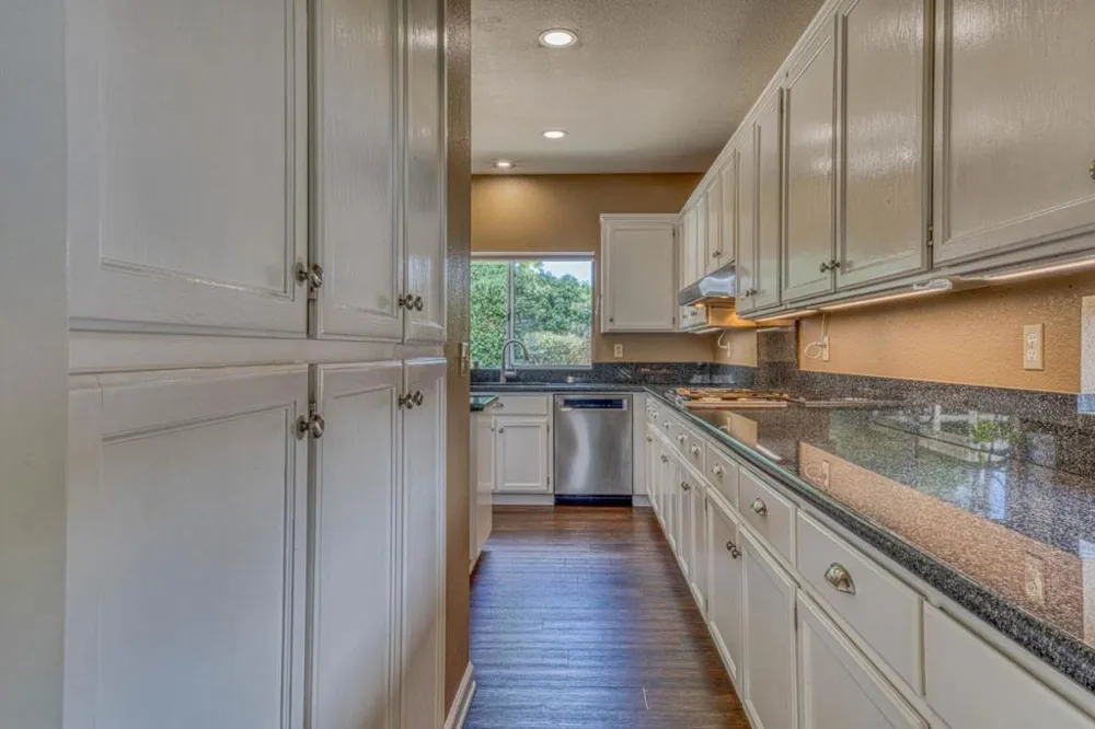 1185 Rockhaven Court Salinas, CA 93906