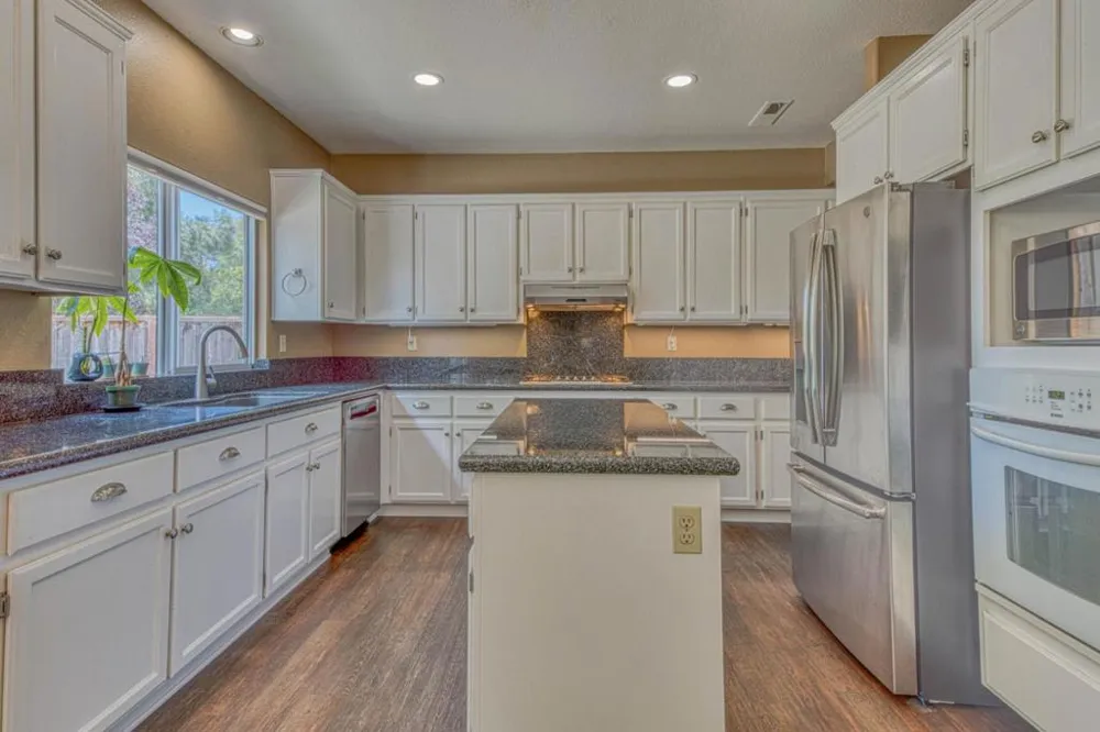 1185 Rockhaven Court Salinas, CA 93906