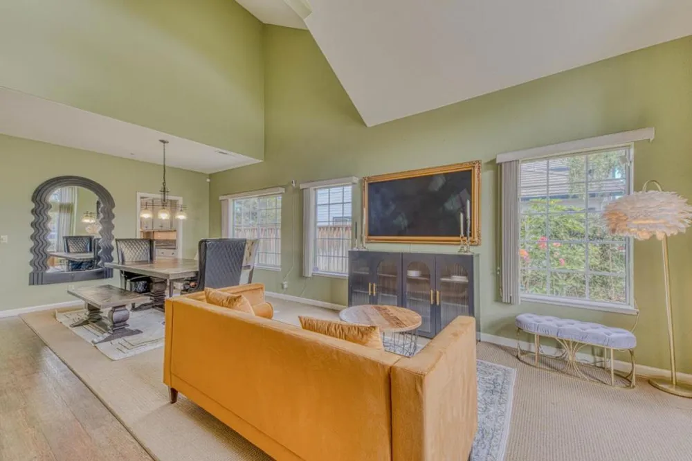 1185 Rockhaven Court Salinas, CA 93906