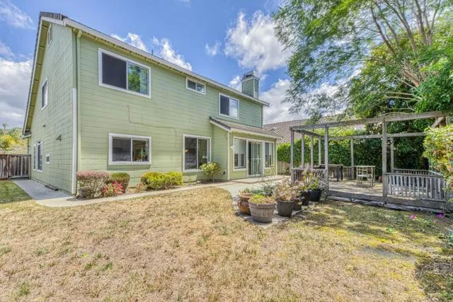 1185 Rockhaven Court Salinas, CA 93906