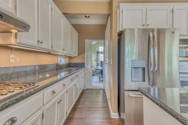 1185 Rockhaven Court Salinas, CA 93906
