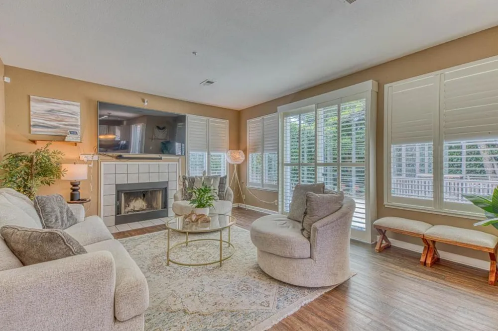 1185 Rockhaven Court Salinas, CA 93906
