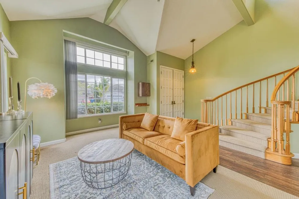 1185 Rockhaven Court Salinas, CA 93906