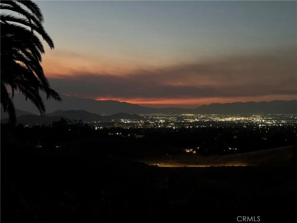 2235 El Capitan Riverside, CA 92506