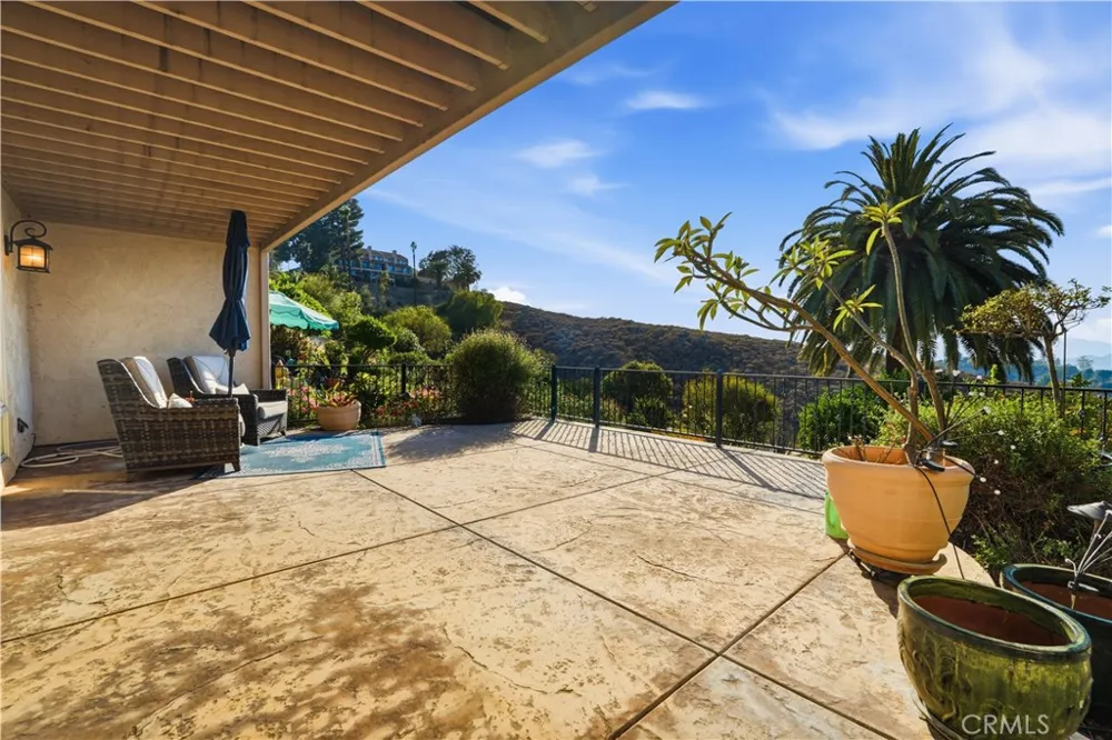2235 El Capitan Riverside, CA 92506
