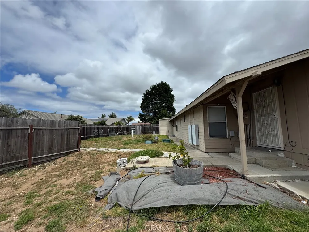 1499 Farroll Grover Beach, CA 93433