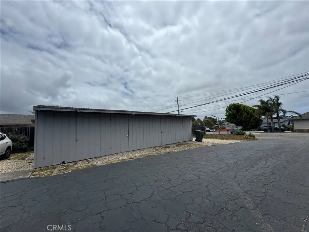 1499 Farroll Grover Beach, CA 93433
