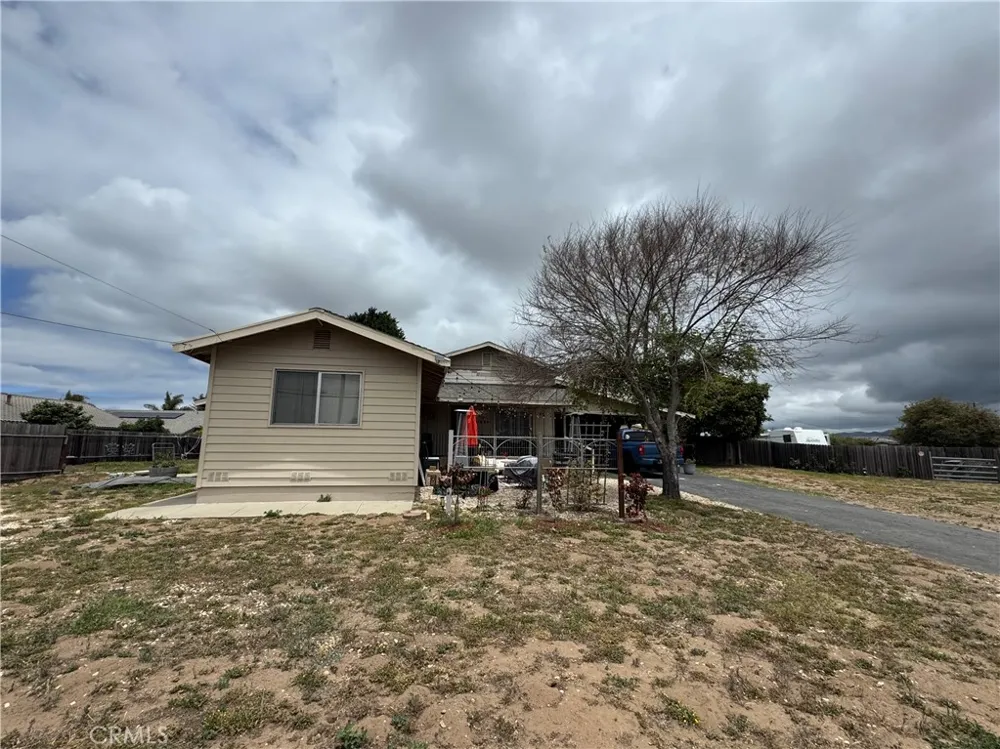 1499 Farroll Grover Beach, CA 93433