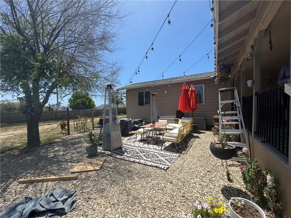 1499 Farroll Grover Beach, CA 93433