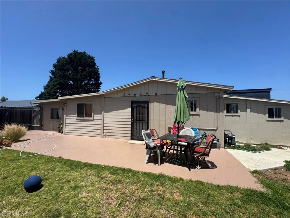 1499 Farroll Grover Beach, CA 93433