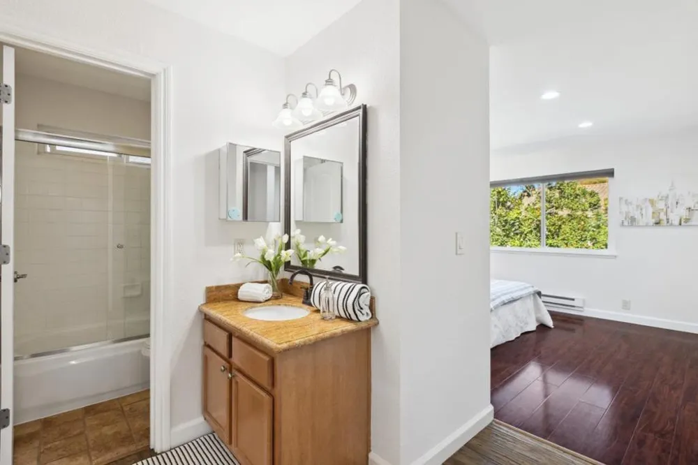 300 Union #3 Campbell, CA 95008