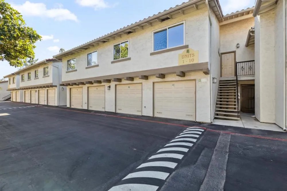 300 Union #3 Campbell, CA 95008