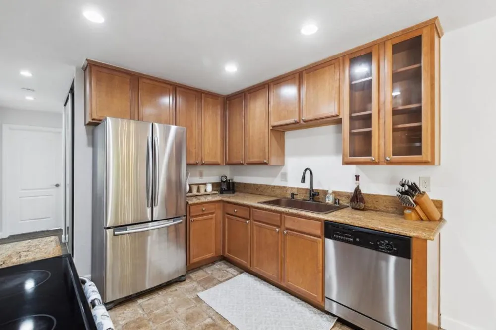 300 Union #3 Campbell, CA 95008
