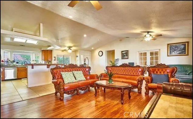 9562 Cambria Court Phelan, CA 92371