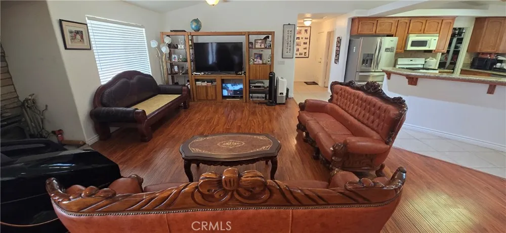 9562 Cambria Court Phelan, CA 92371