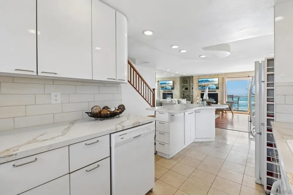1510 Seacoast Imperial Beach, CA 91932