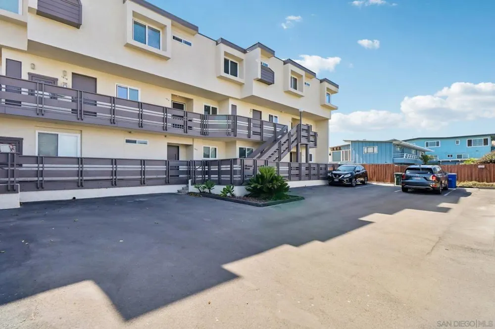 1510 Seacoast Imperial Beach, CA 91932