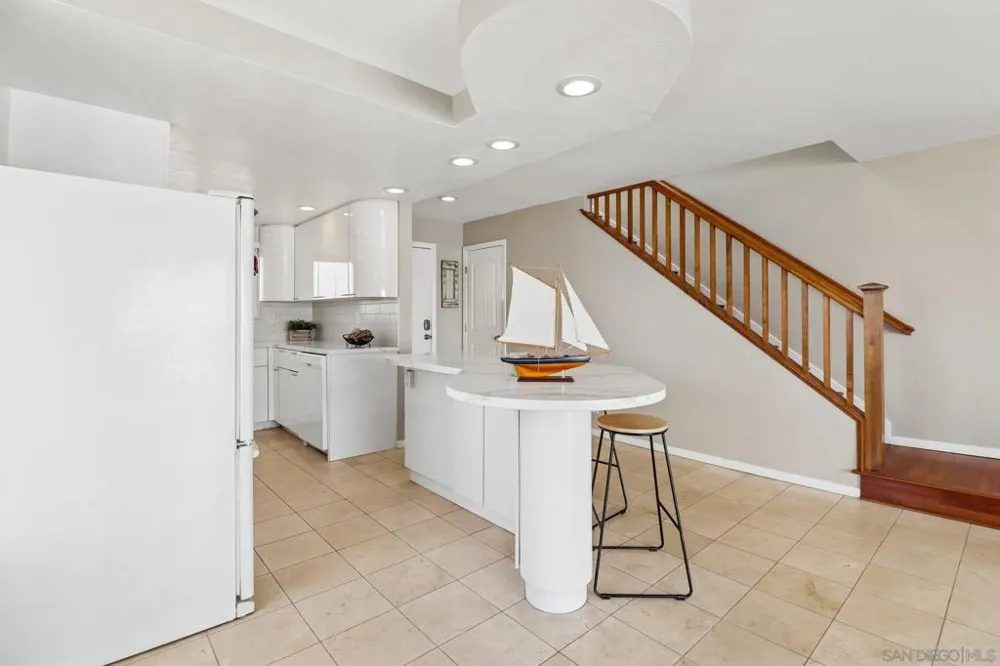 1510 Seacoast Imperial Beach, CA 91932