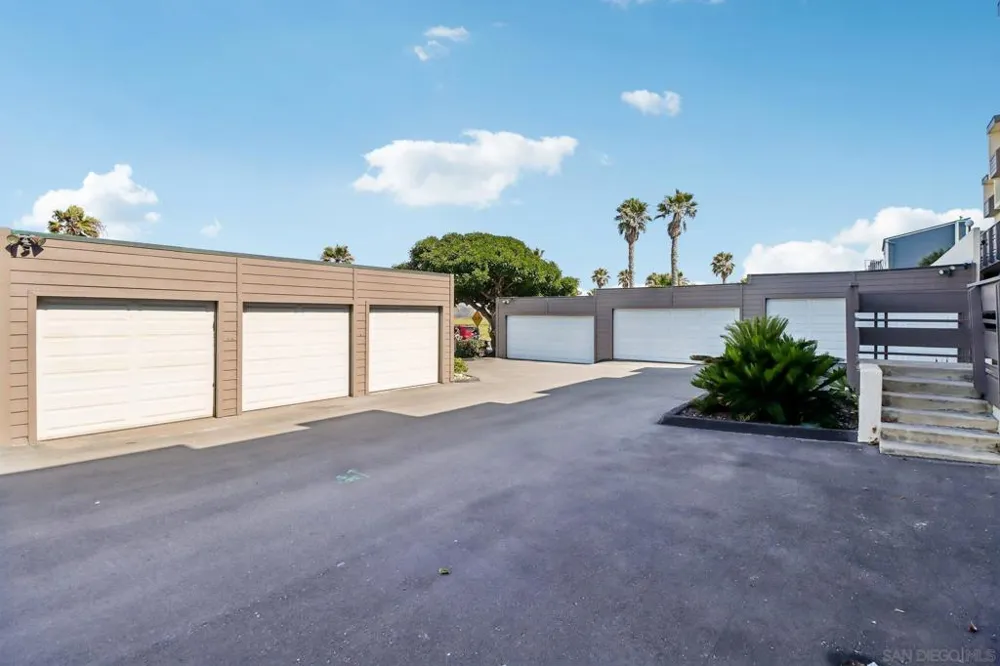 1510 Seacoast Imperial Beach, CA 91932