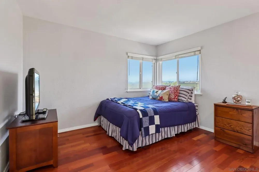 1510 Seacoast Imperial Beach, CA 91932