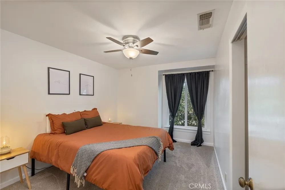 48866 Rock Point Road Oakhurst, CA 93644