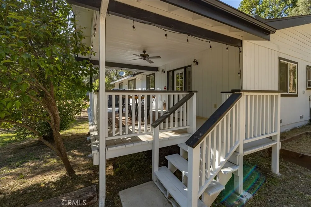 48866 Rock Point Road Oakhurst, CA 93644