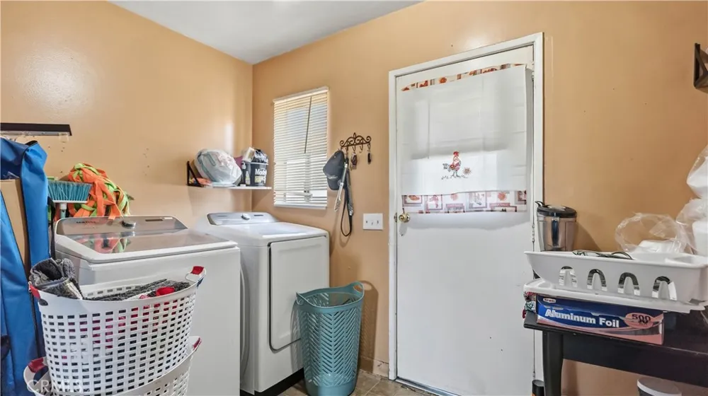 11133 Klingerman St El Monte, CA 91733