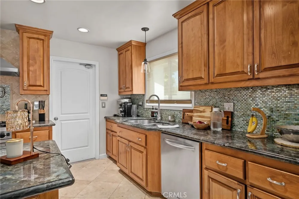 518 Converse Claremont, CA 91711