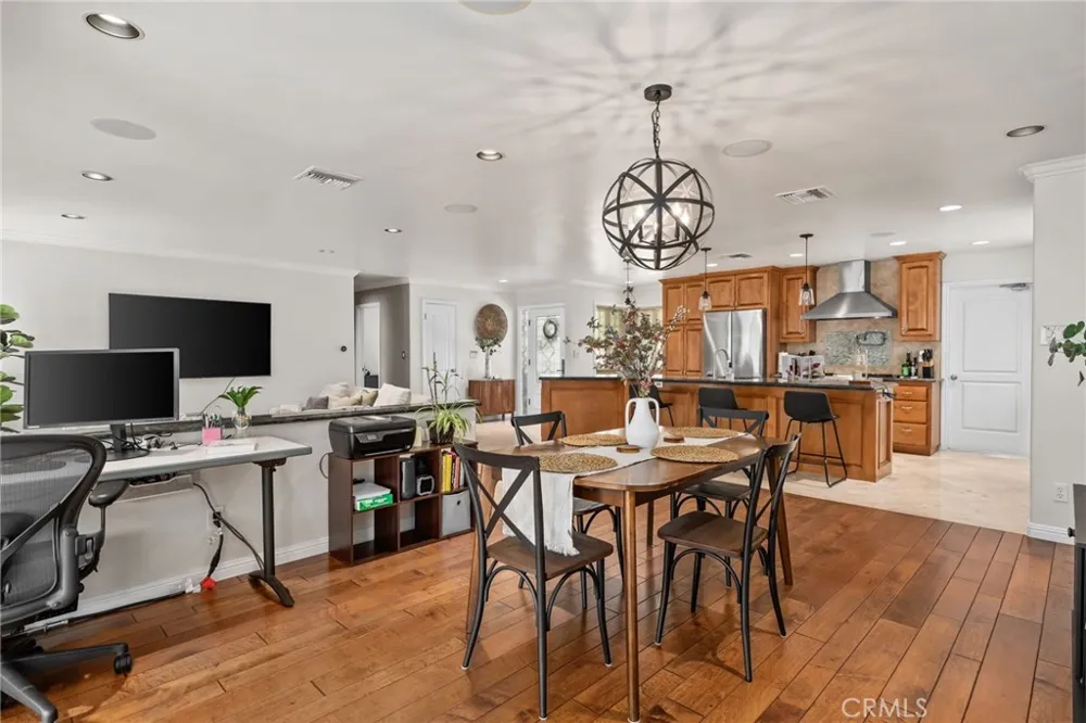 518 Converse Claremont, CA 91711