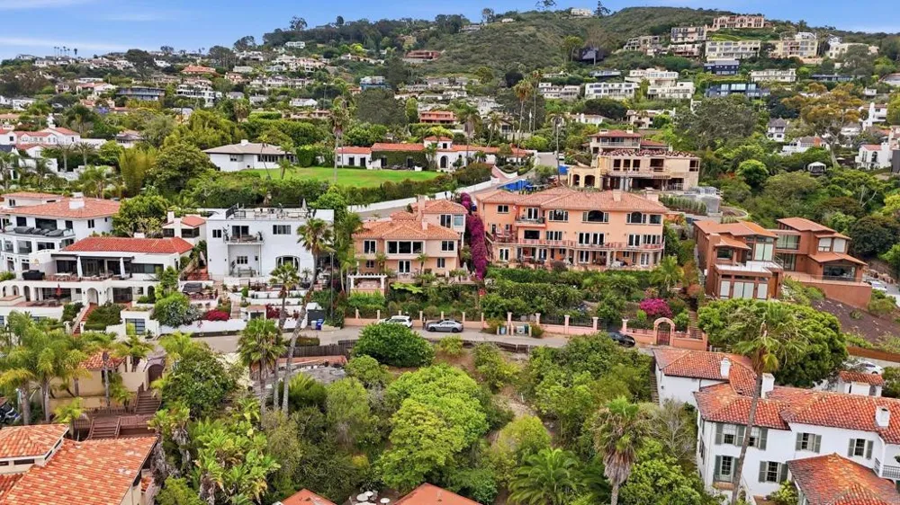 1822 Amalfi St. La Jolla, CA 92037