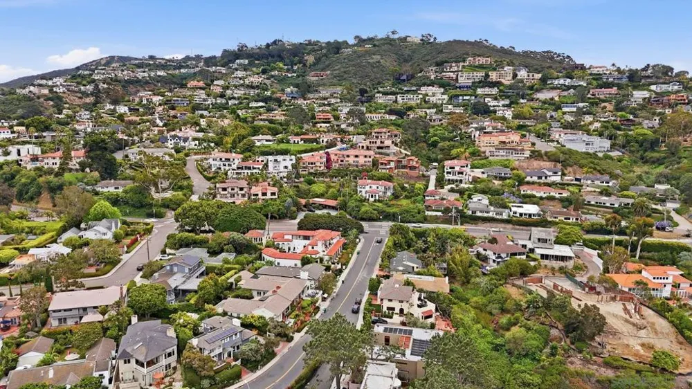 1822 Amalfi St. La Jolla, CA 92037