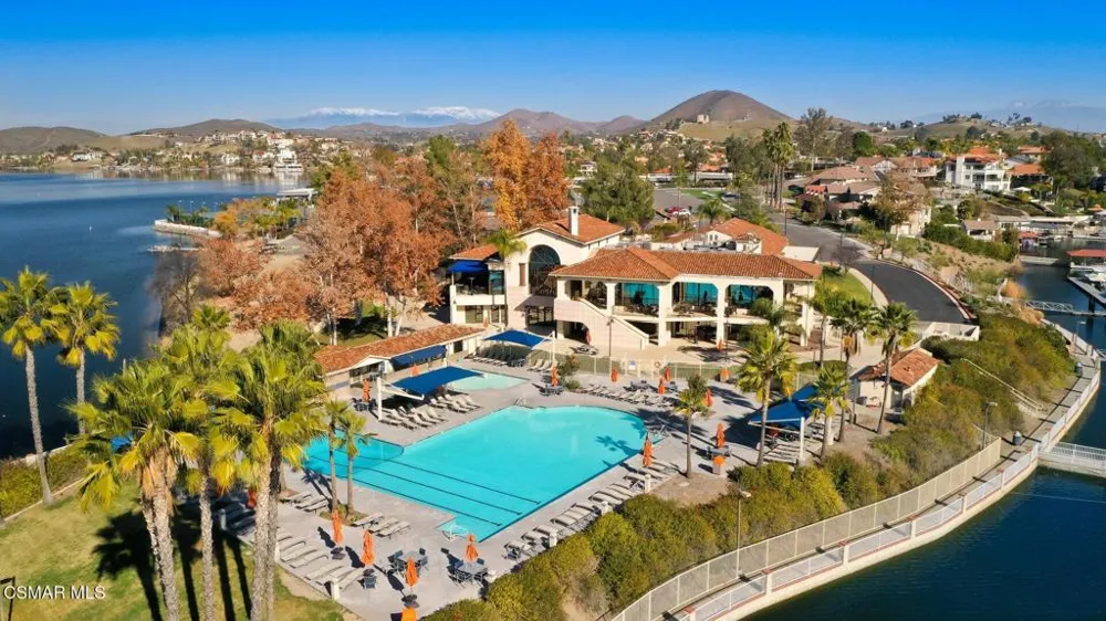 22523 Pin Tail Drive Canyon Lake, CA 92587